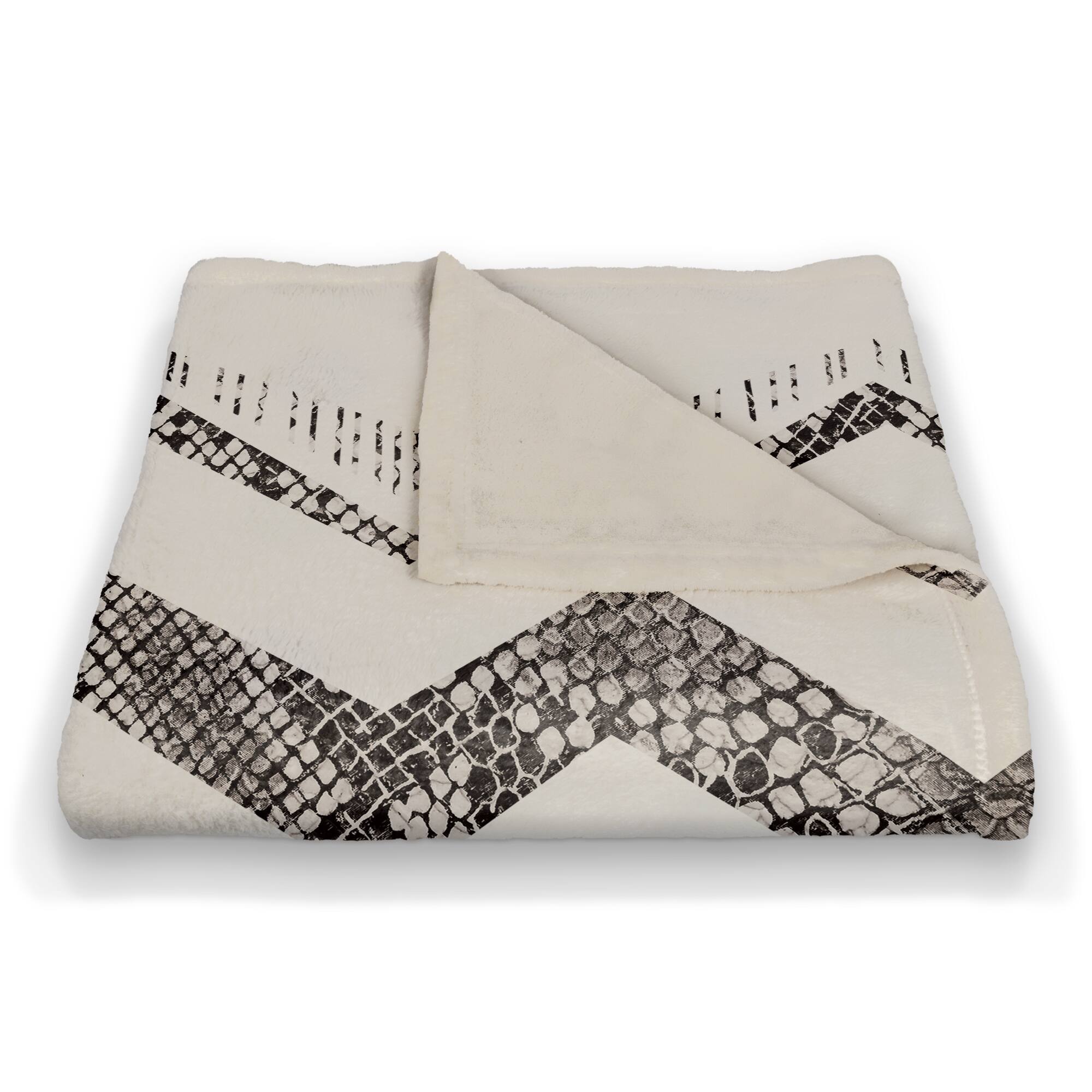 Creep It Real Fleece Throw